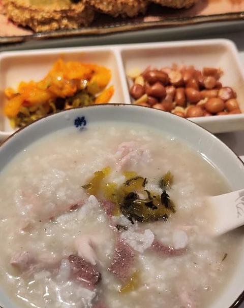 煮粥技巧：开水放米与营养保留