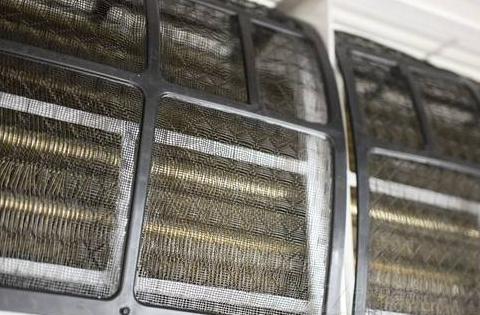 格力i铂圆柱空调滤网清洗指南