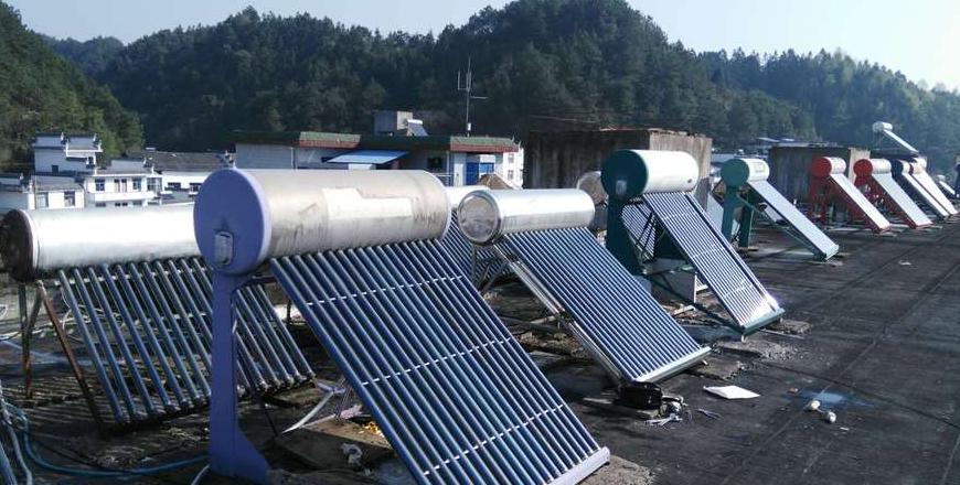 高层自带太阳能热水器