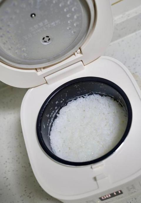 电饭煲煮米饭变软怎么办？实用解决方案大揭秘