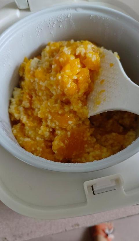 电饭煲溢水原因解析：米饭淹没水问题攻略