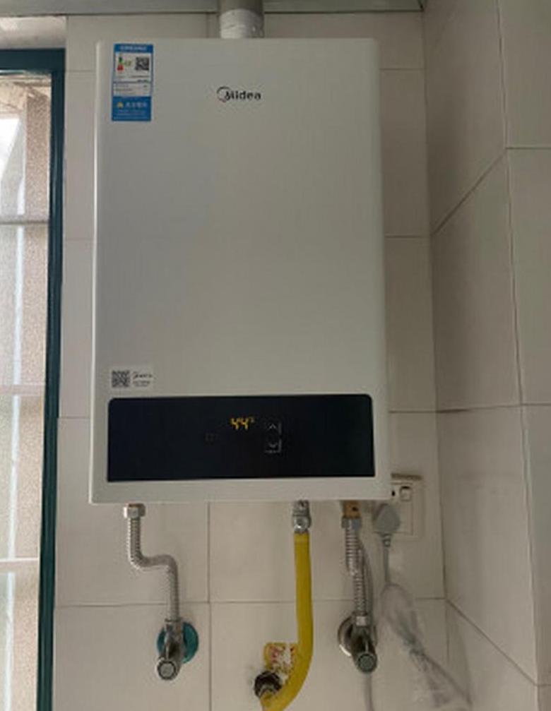 燃气热水器嘭声原因解析及安全使用指南
