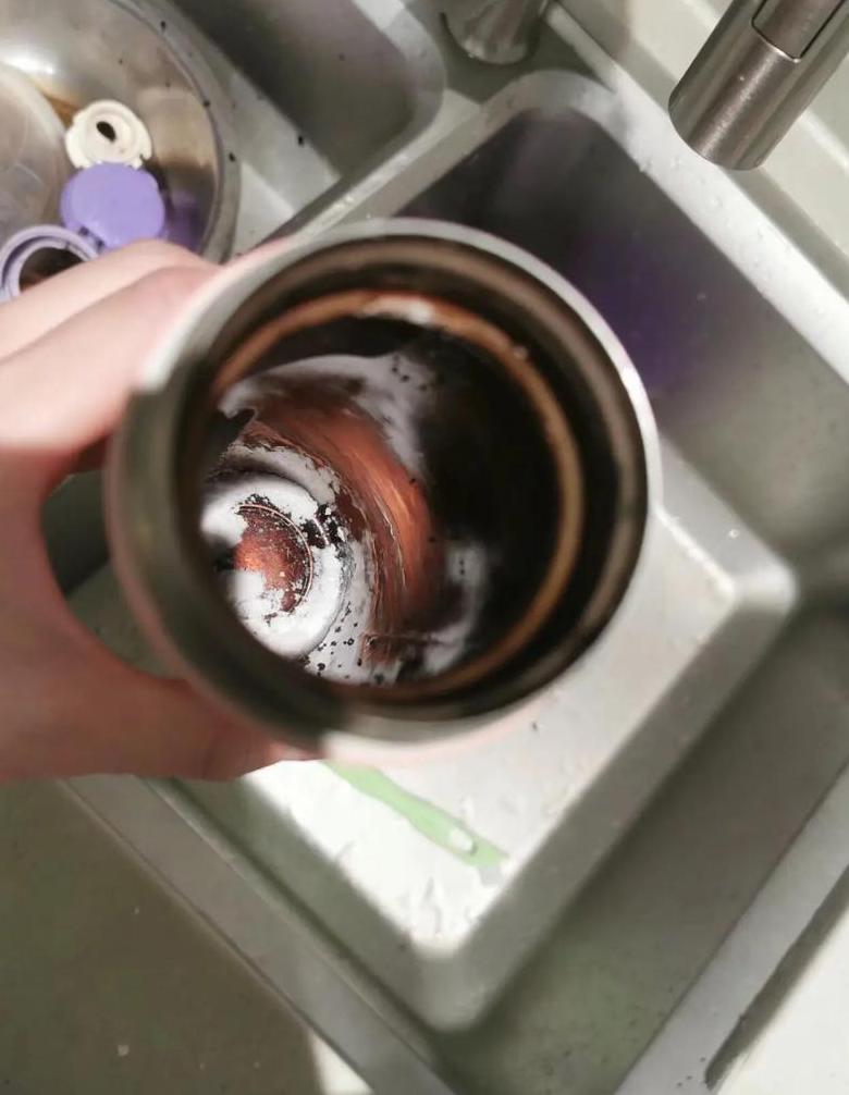 不锈钢茶杯去渍小窍门，轻松应对茶垢困扰