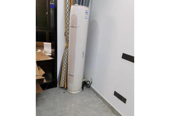 格力天丽系列KFR-35GW/(35530)FNhAk-B1/B3壁挂式空调：节能智能，舒适升级