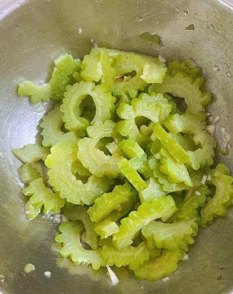 苦瓜减肥效果解析与注意事项