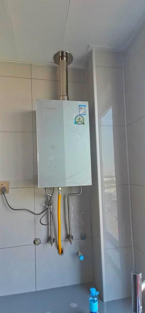 万和热水器水温不热、水压不足原因及保温温度解析