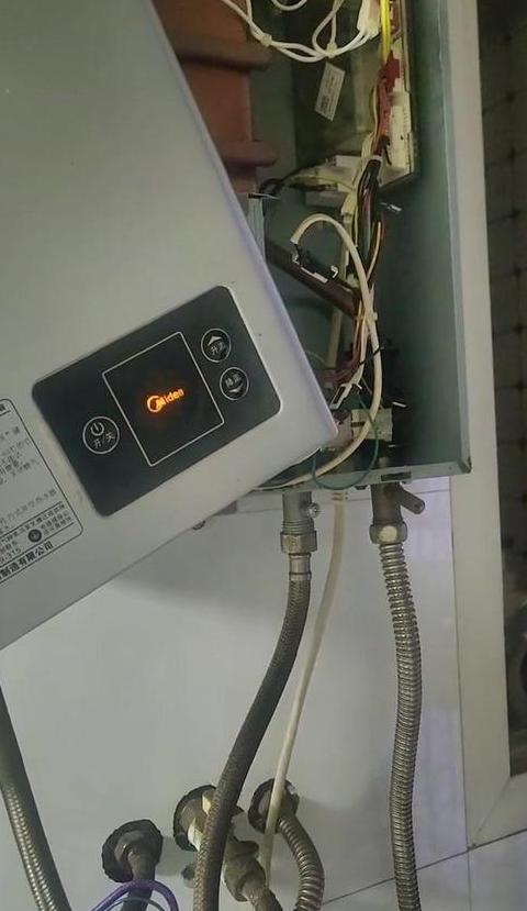 万家乐热水器点火不成功