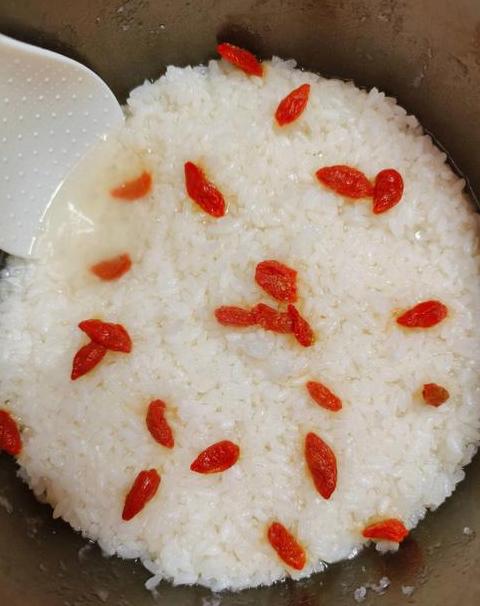电饭煲保温发酵米酒