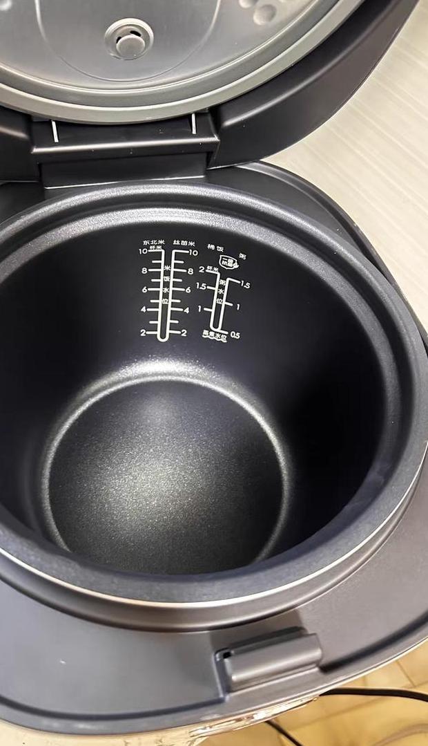 美的电压力锅蒸米饭教程