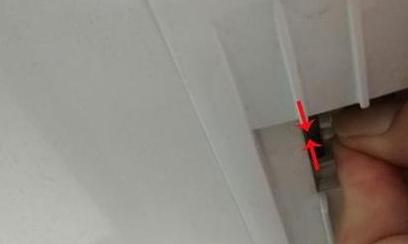 立式空调怎么拆开清洗过滤网