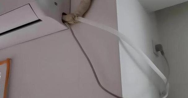 空调内机漏水排水管堵塞