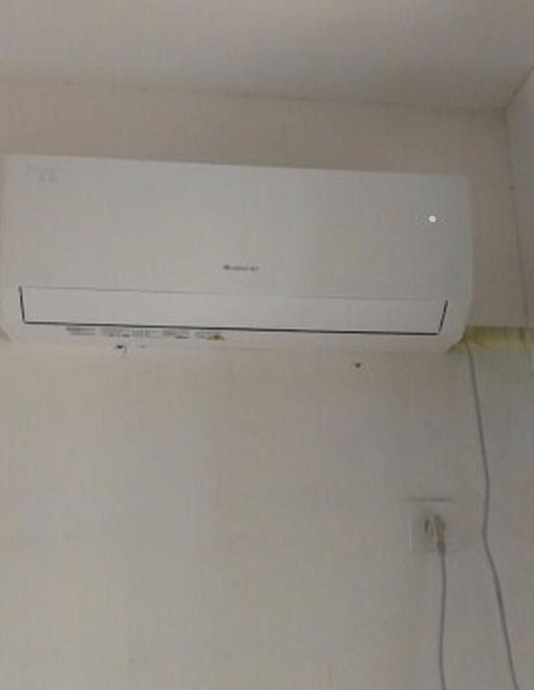 格力云佳系列KFR-35GW/NhGc1B壁挂式空调1.5匹：节能健康，舒适升级