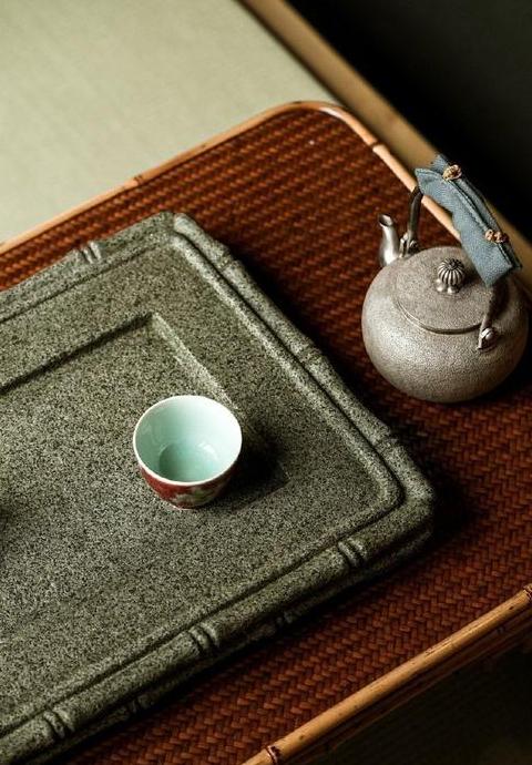 功夫茶具全解析：从茶壶到茶杯，一探究竟