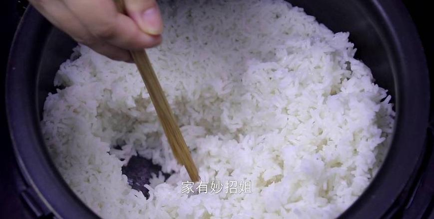 米饭跳闸后最佳焖煮时长