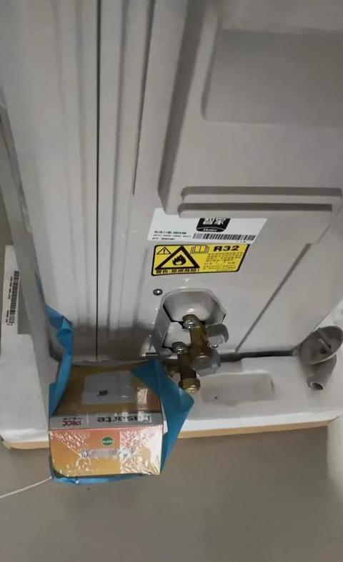 空调粗管和细管都不凉怎么回事