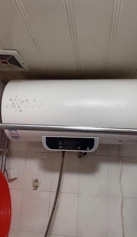 美的热水器故障代码E1排查与解决指南